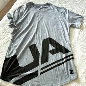 Under Armour short sleeve heat gear T-shirt